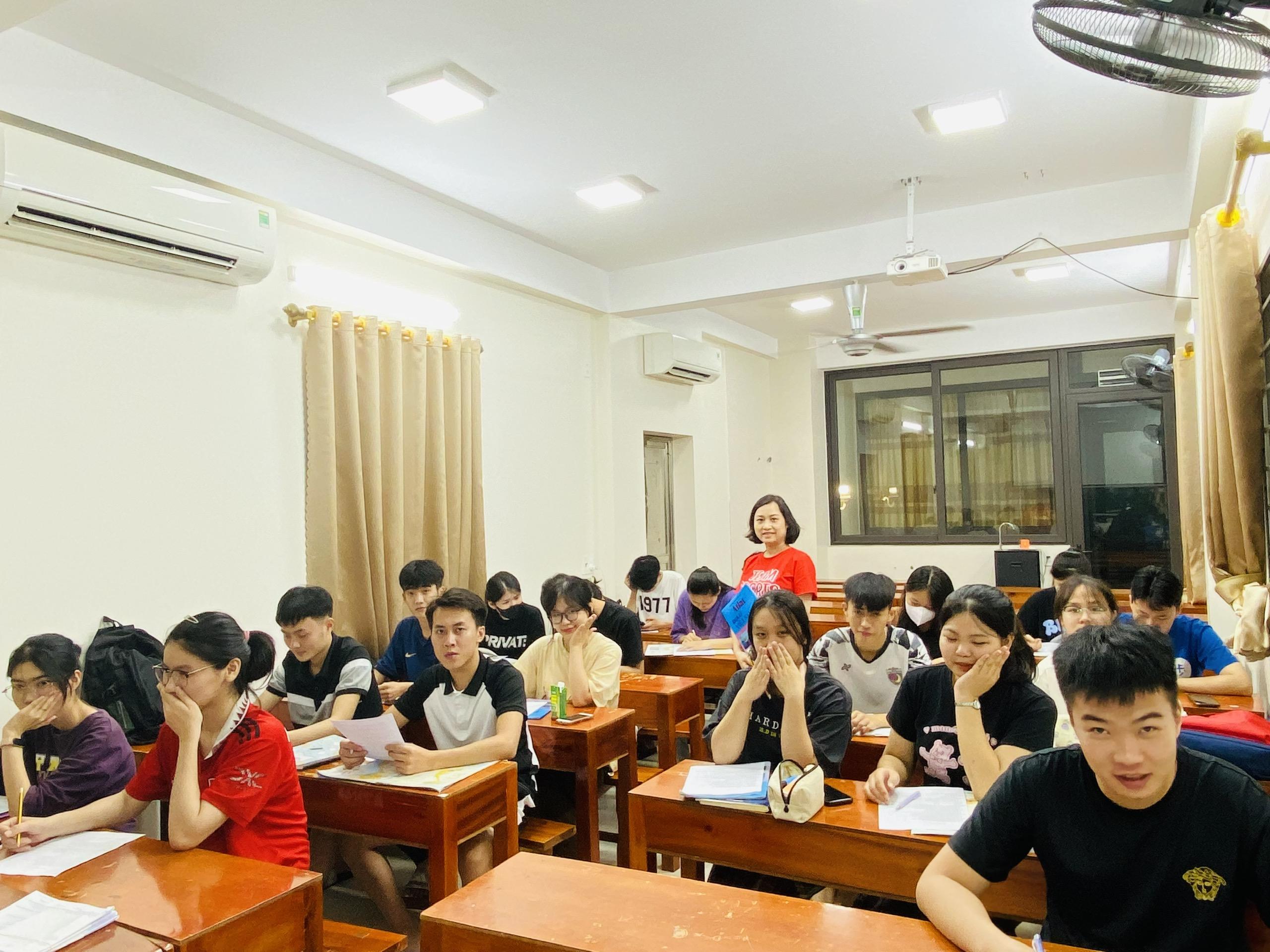 Công thức tính điểm xét tốt nghiệp THPT từ năm 2025